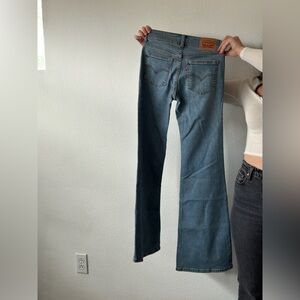 Brand new Levi’s low rise